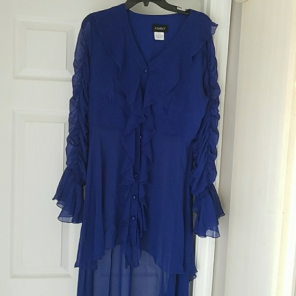 High/Low Top - Picture 2 of 5